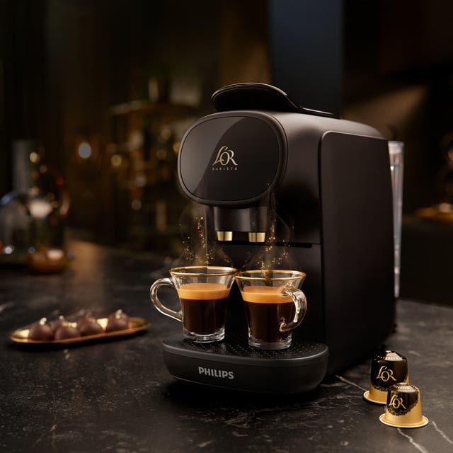 Machine à café à capsules Philips L'OR Barista Sublime 19 bars avec 20 capsules