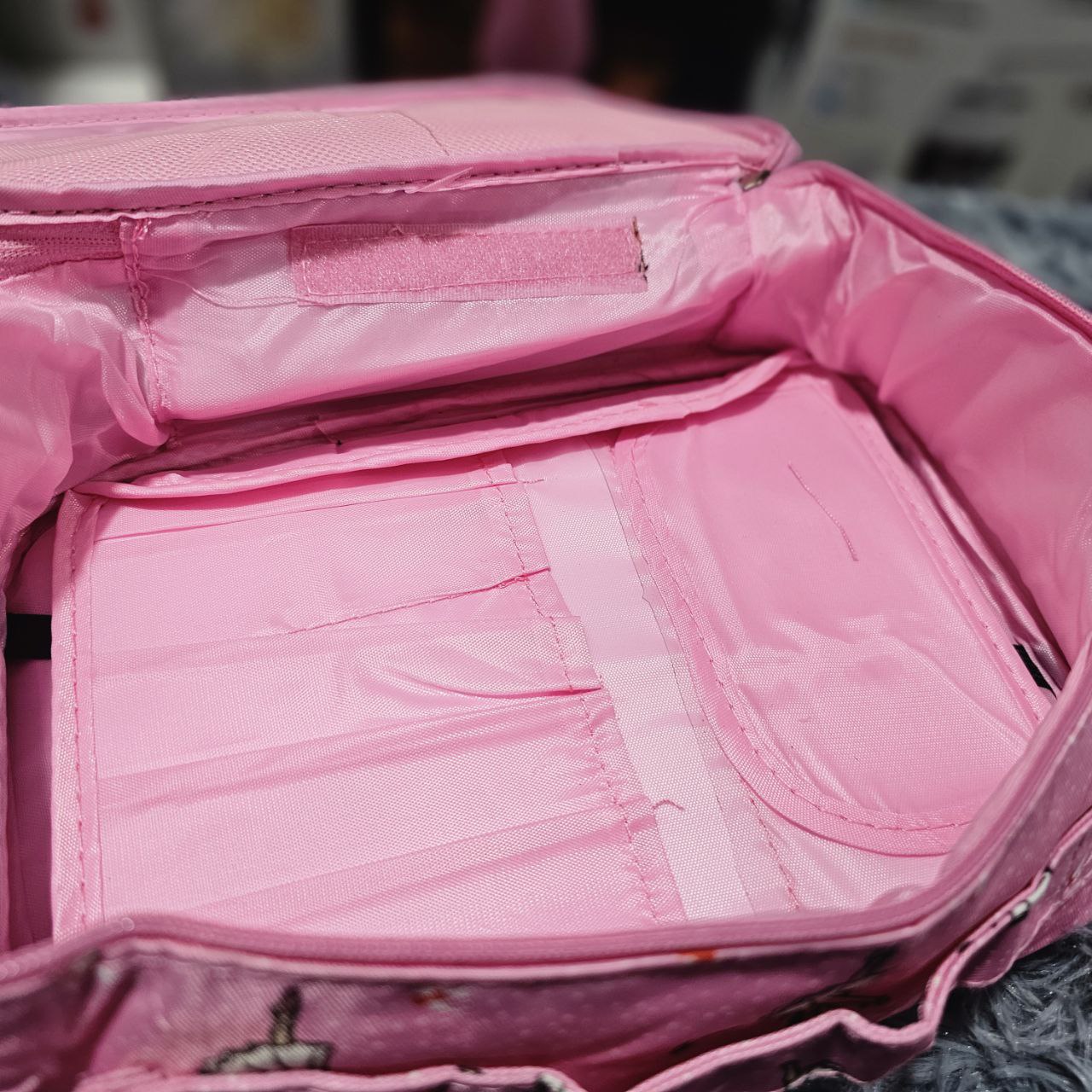 Travel makeup and cosmetic bag