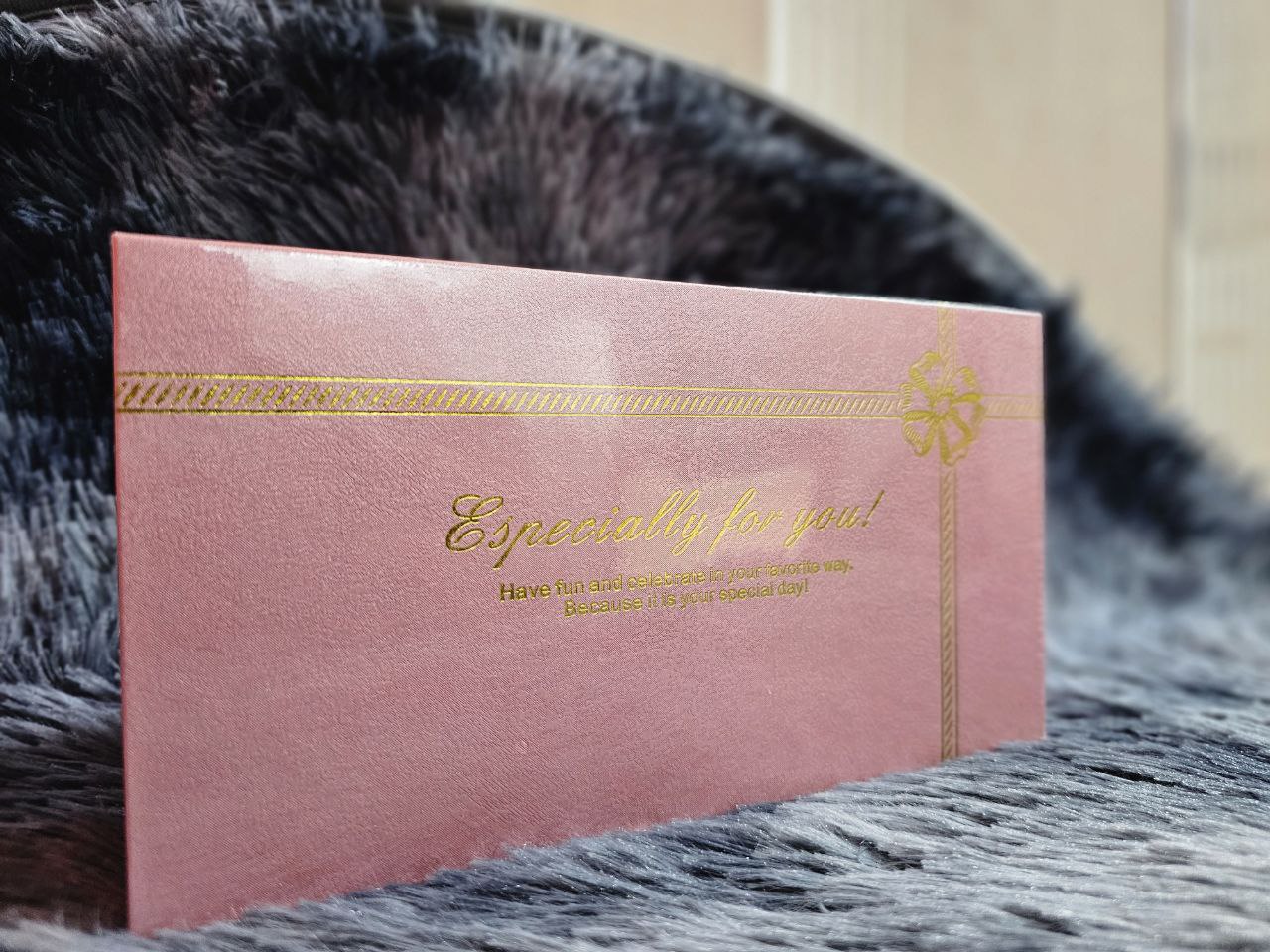 Portable heating pad for menstrual pain relief