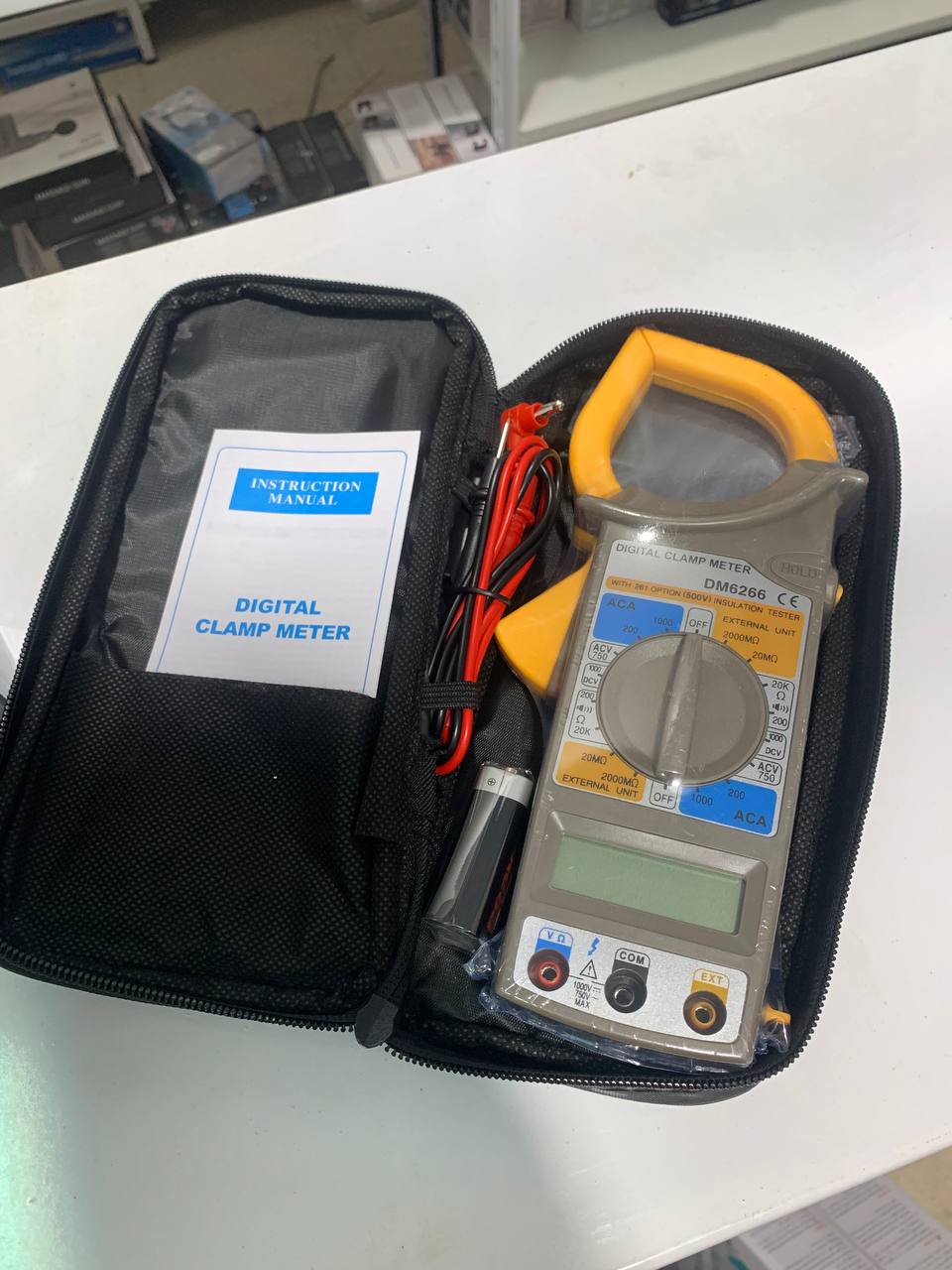 Portable digital clamp multimeter DM-6266