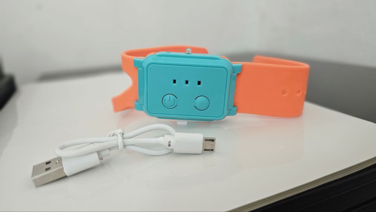 لعبة هليكوبتر طائرة للأطفال بمستشعر أشعة تحت الحمراء وشحن USB موديل V2