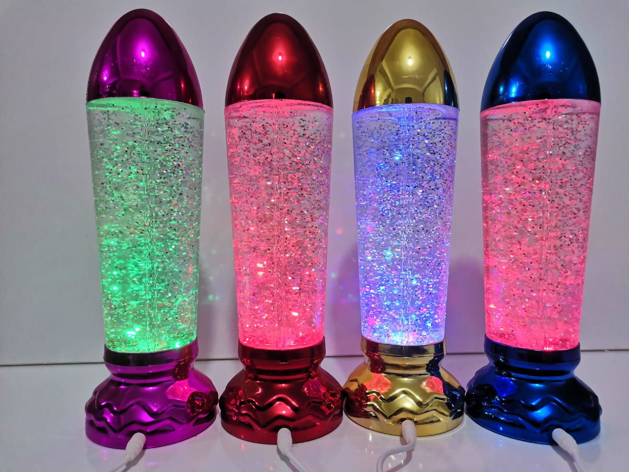 مصباح LED دوار بتصميم ندفة الثلج RGB