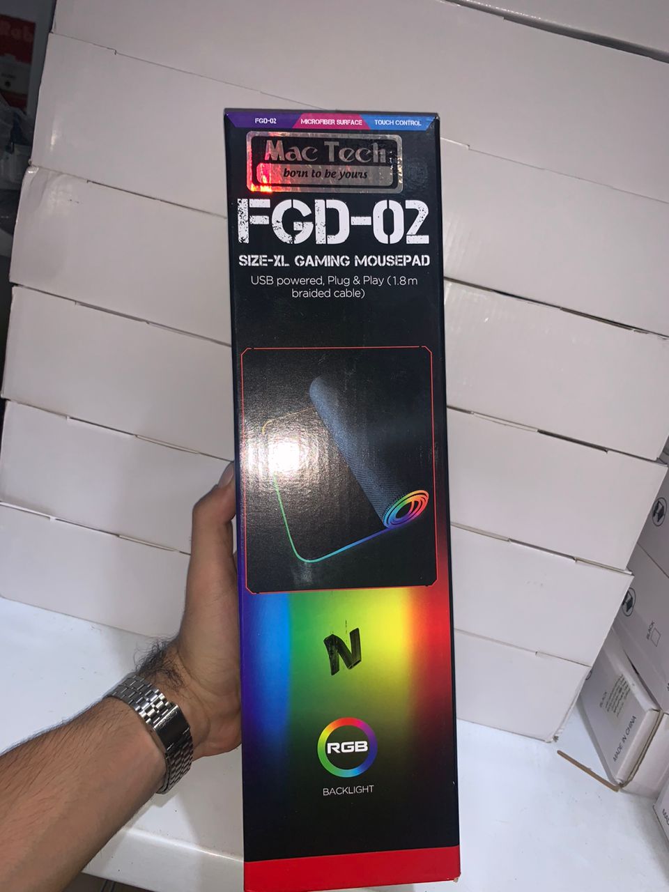 لوحة ماوس للألعاب بإضاءة RGB