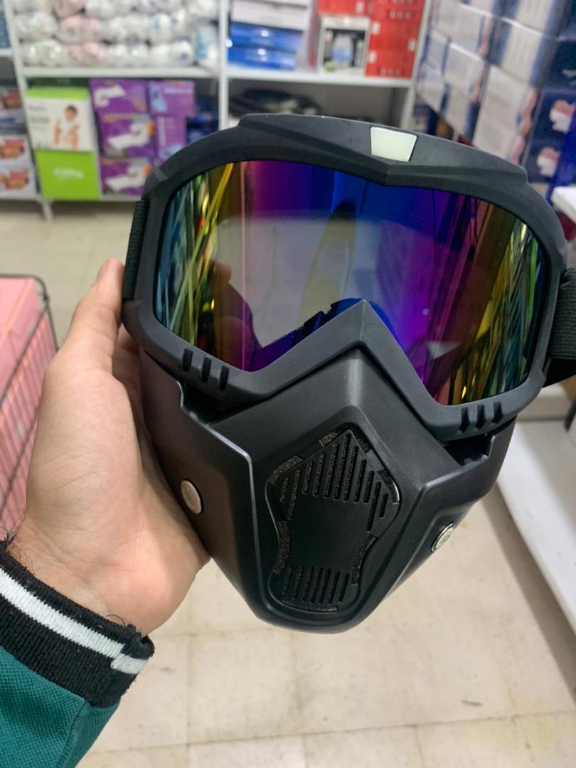 Motorcycle helmet with removable colorful goggles