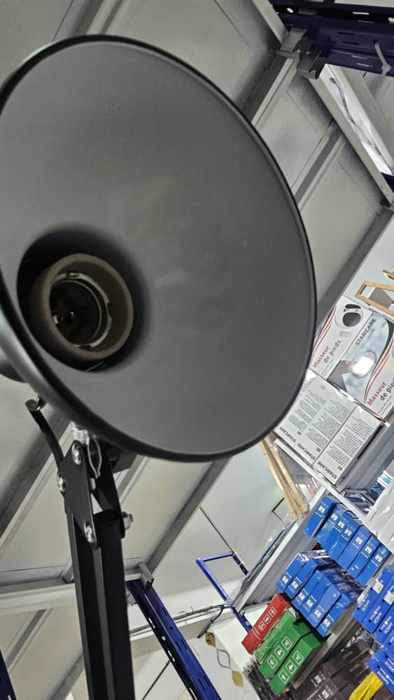 Lampe de bureau rétro LED en métal réglable E27