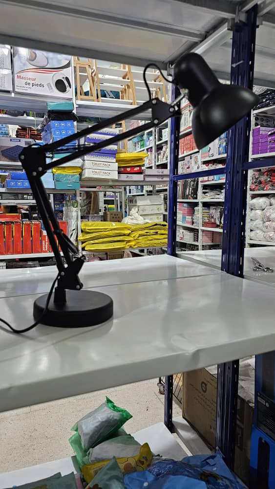 Lampe de bureau rétro LED en métal réglable E27