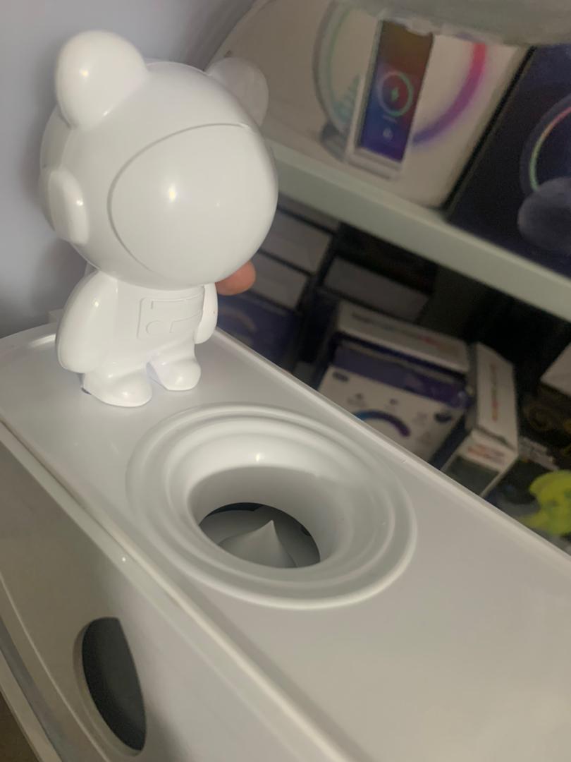 G-shaped Bluetooth speaker and anti-gravity humidifier
