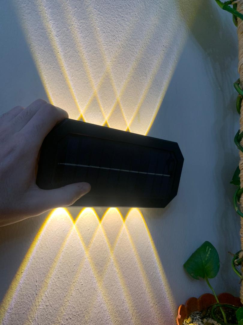 8 LED Solar Wall Light with Motion Sensor, 1 Piece