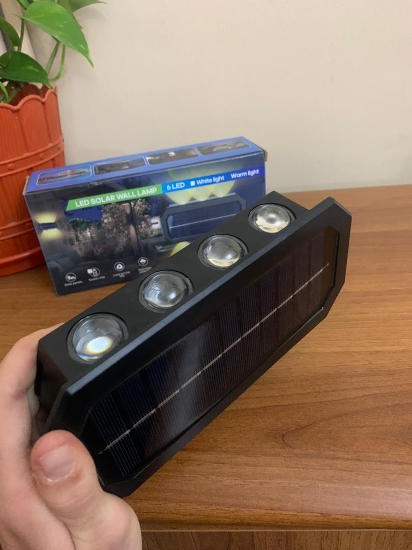 8 LED Solar Wall Light with Motion Sensor, 1 Piece