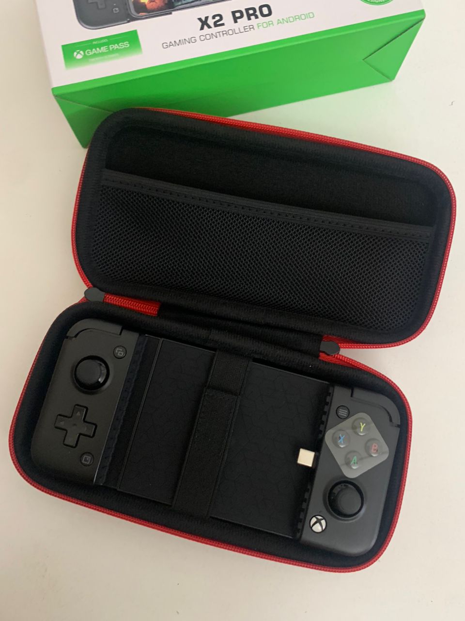 Manette de jeu mobile GameSir X2 Pro pour Android et iPhone 15 avec 1 mois Game Pass