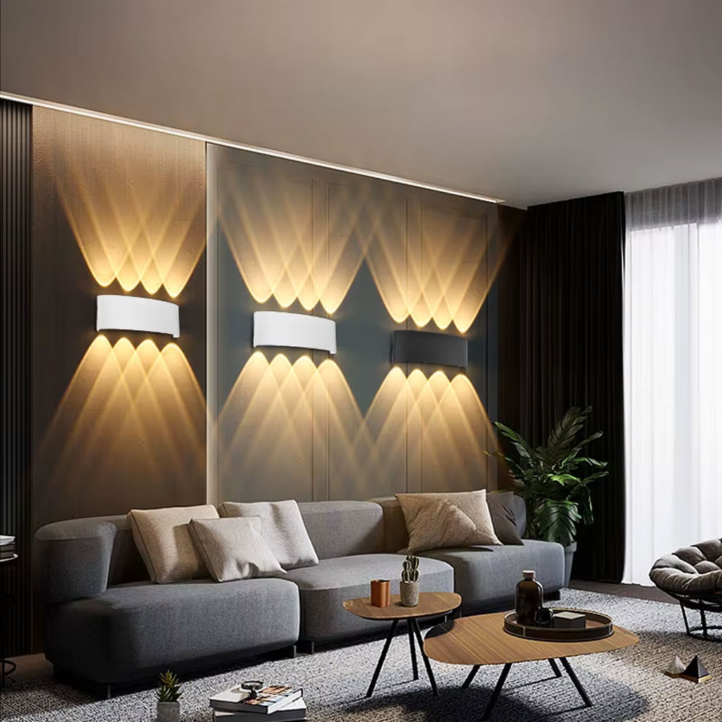 مصباح جداري LED مقاوم للماء 8 واط ضوء أبيض دافئ 6500 كلفن