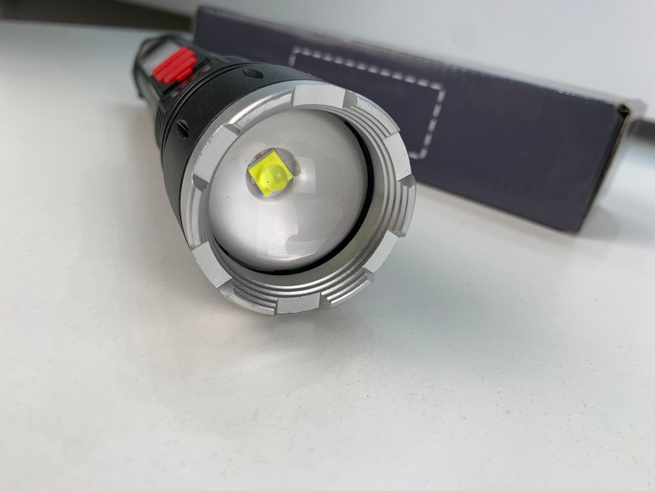Telescopic flashlight 50 LED