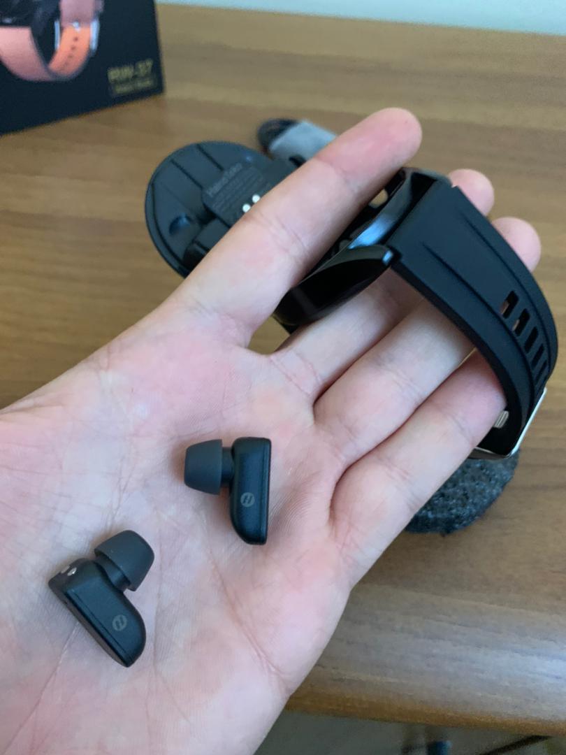 SmartWatch Connectée HainoTeko RW37 avec Écouteurs Intégrés de Façon Moderne – ساعة ذكية مع سماعات مدمجة بطريقة عصرية