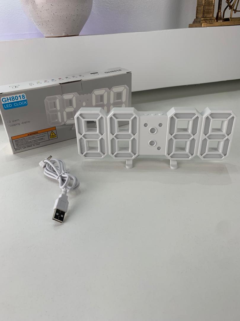 Horloge numérique 3D LED pour mur et bureau GH8018