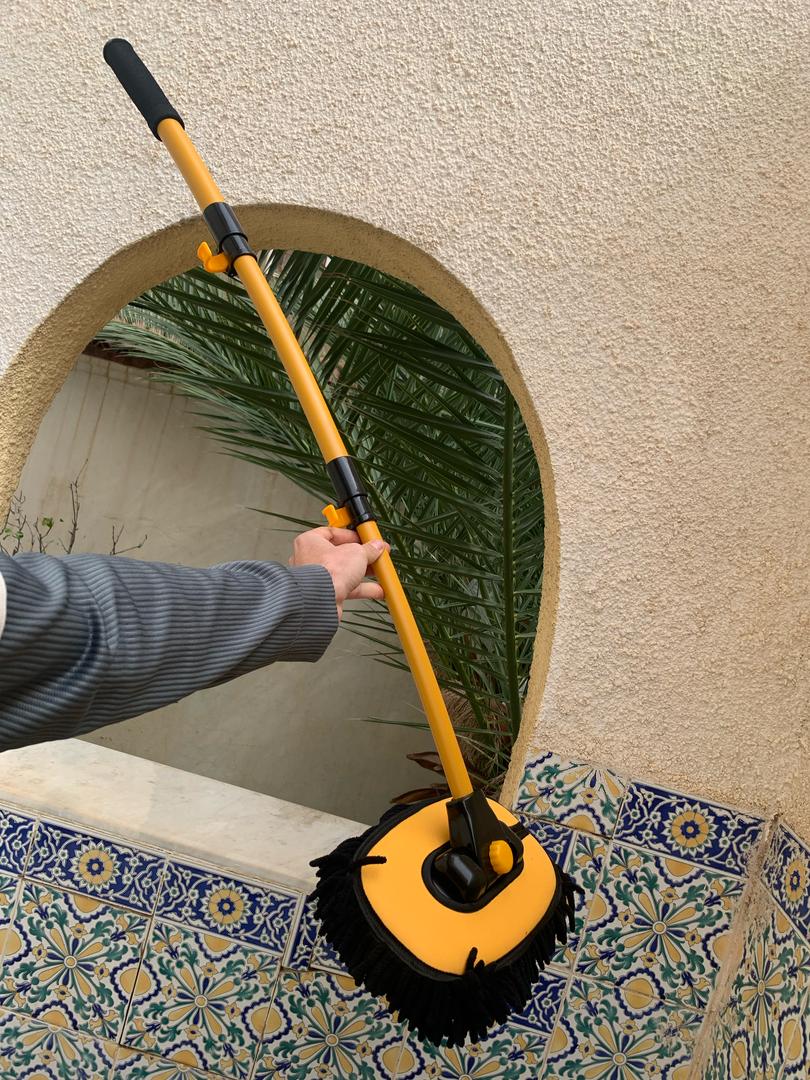 فرشاة غسيل سيارات مايكروفايبر بمقبض قابل للتمديد