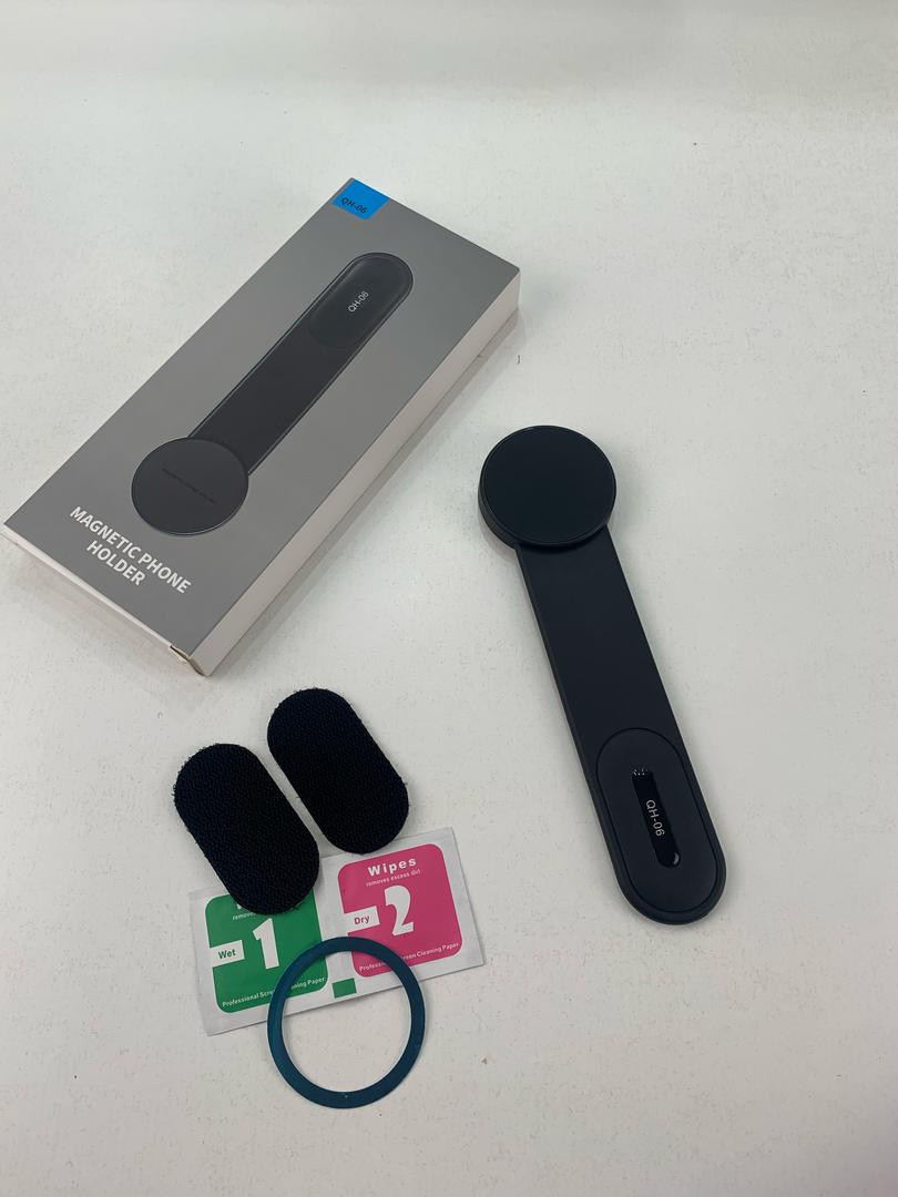 Magnetic MagSafe compatible car phone mount