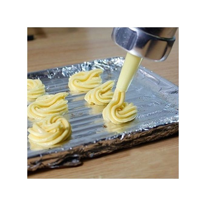 Biscuit maker with 14 molds