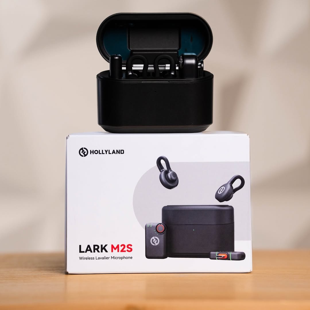 Microphone cravate sans fil Hollyland Lark M2S Combo (récepteur caméra + récepteur USB-C + câble Lightning)
