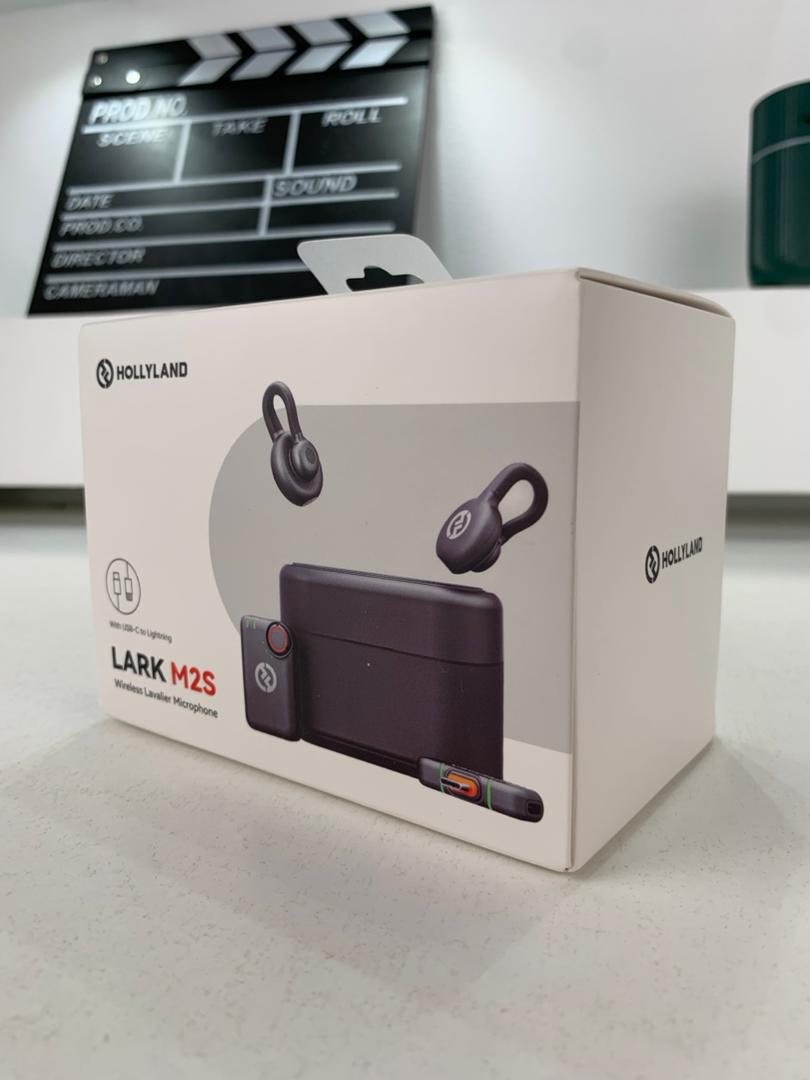 Microphone cravate sans fil Hollyland Lark M2S Combo (récepteur caméra + récepteur USB-C + câble Lightning)