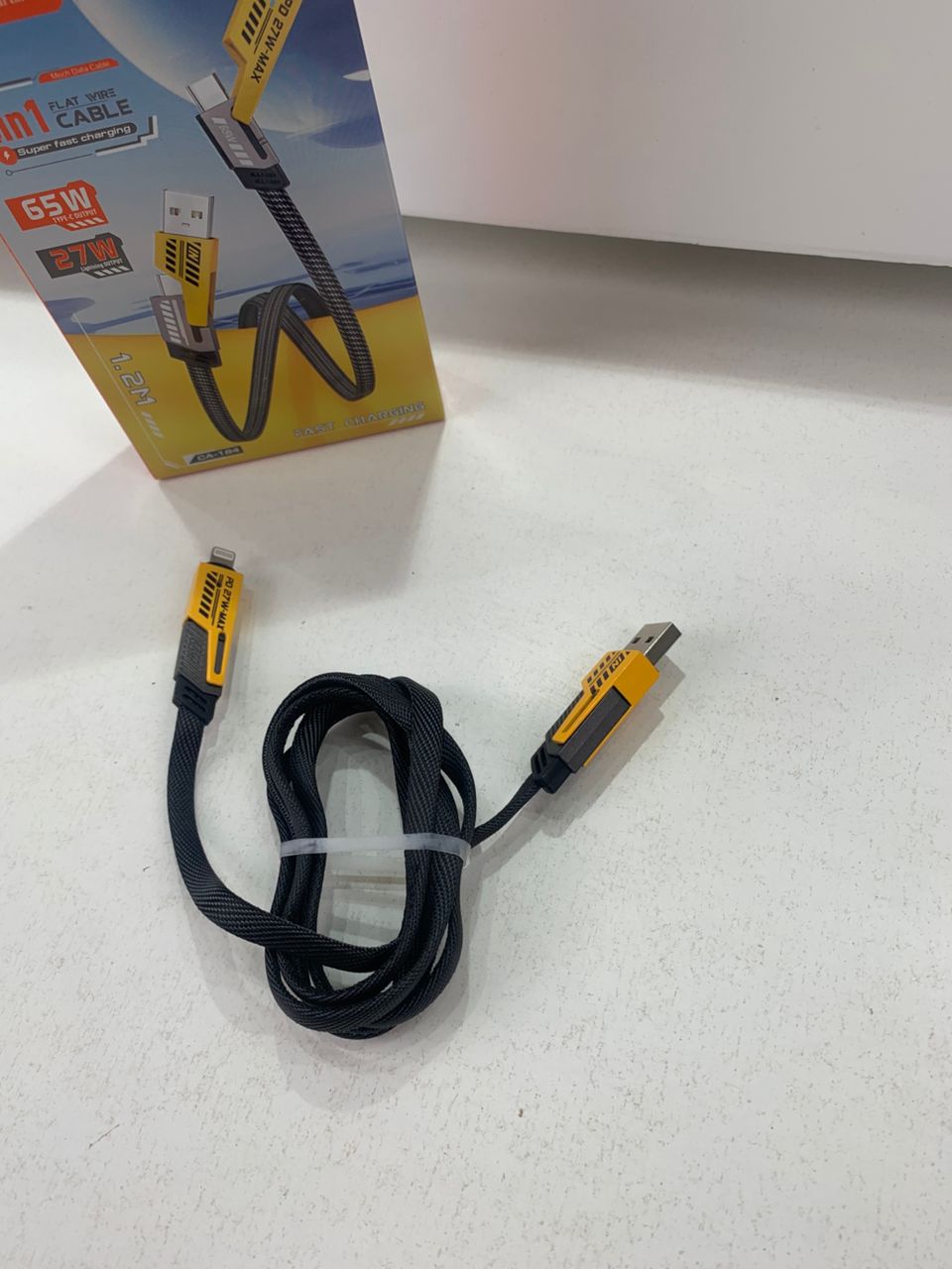 Câble de charge multifonction en nylon tressé durable 4 en 1 à double tête – شاحن سريع ومتين متعدد المنافذ