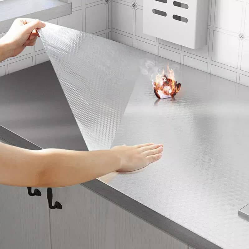 Self-adhesive anti-oil aluminum kitchen sticker 5M