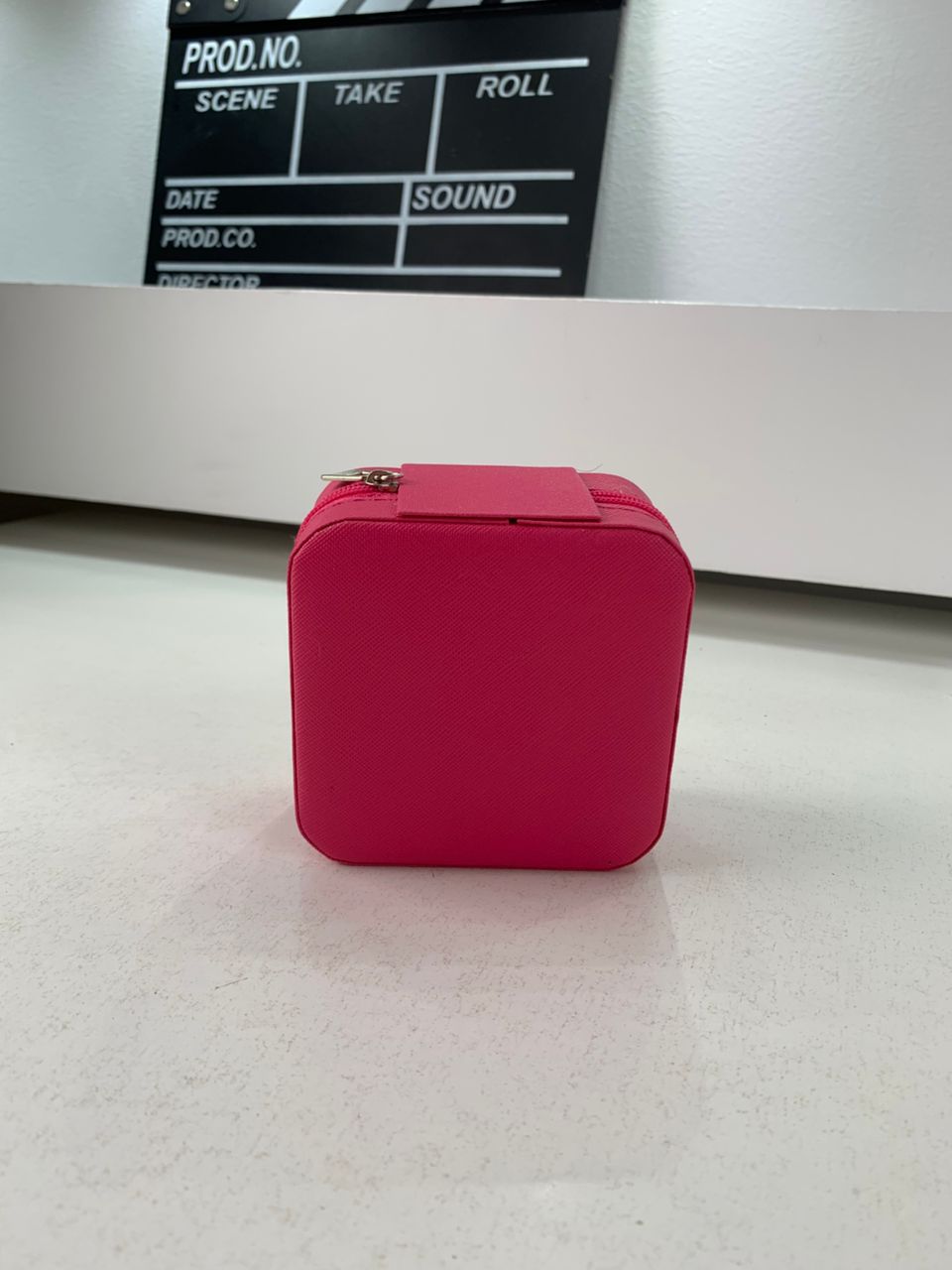 Firla mini leather jewelry box with zipper