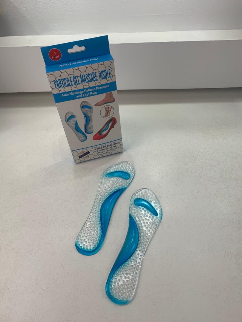 Gel massage insole for flat feet correction
