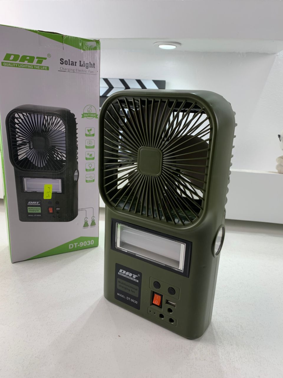 طقم مروحة ومصباح متعدد الاستعمالات مع لوح شمسي DT-9030