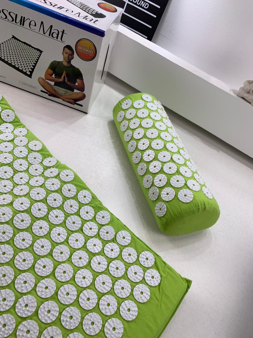 Acupressure Mat and Pillow Set with Storage Bag
