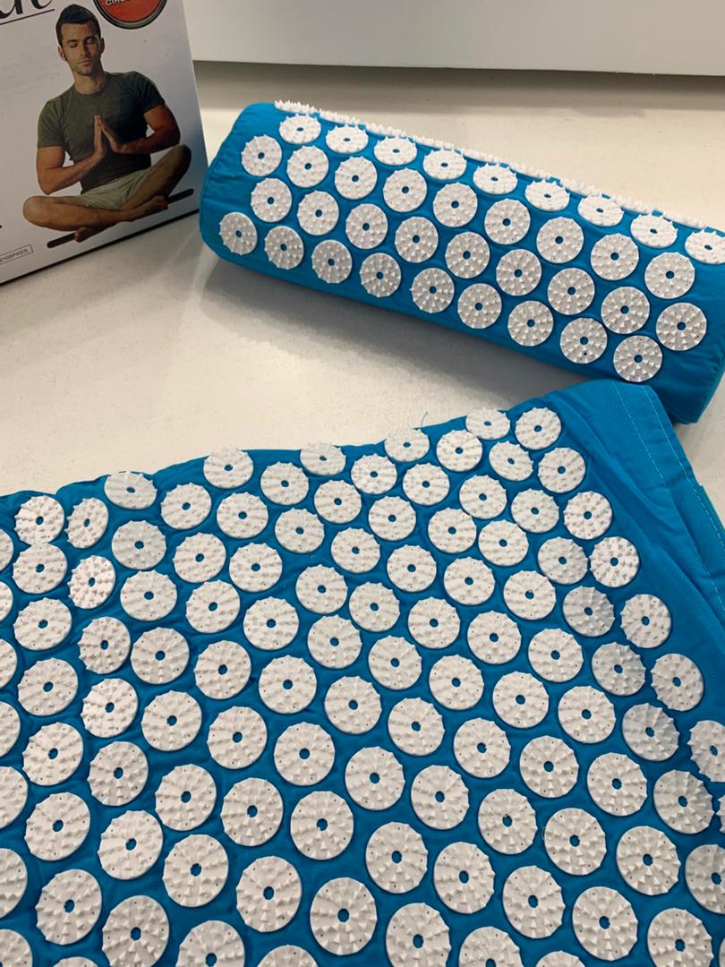 Acupressure Mat and Pillow Set with Storage Bag