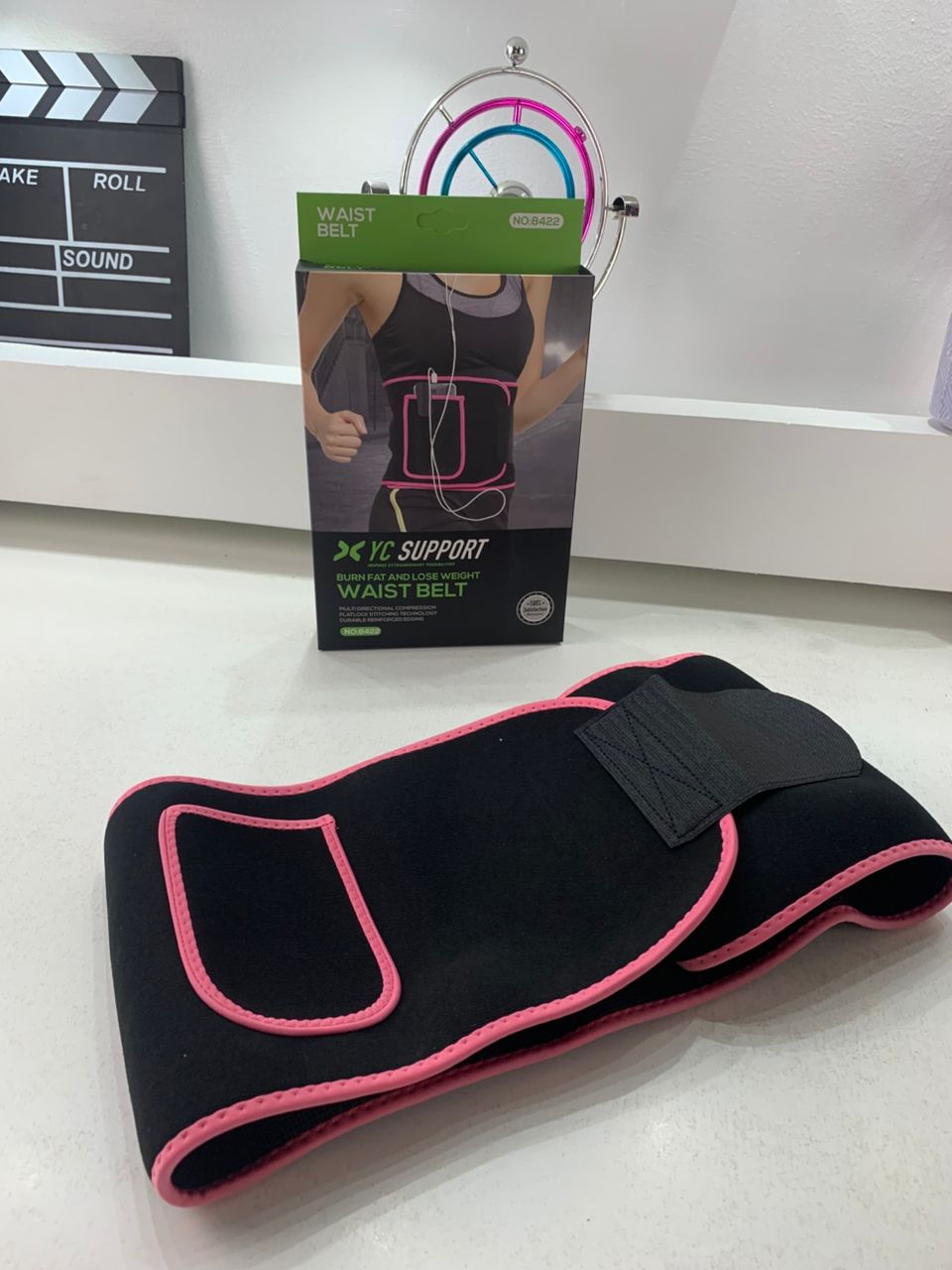 Women's slimming belt with phone pocket