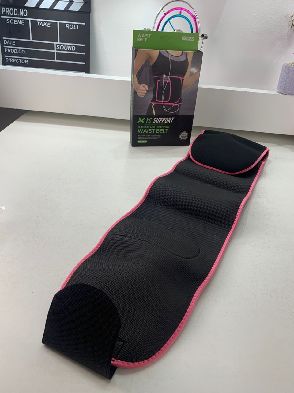 Women's slimming belt with phone pocket