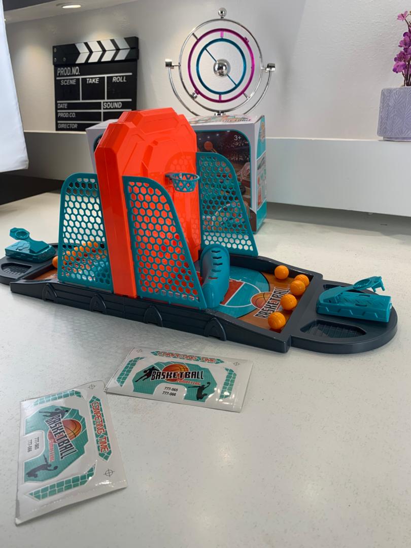 Fast-paced 2-player basketball shooting game
