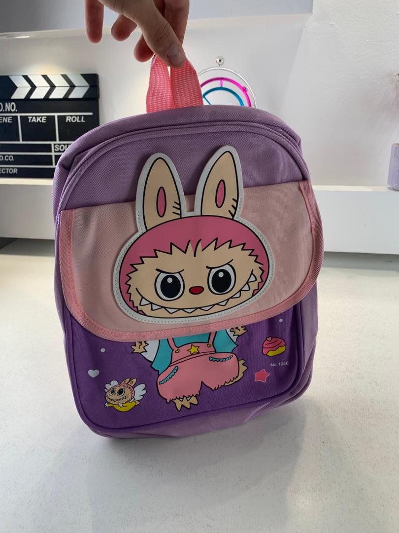 Sac à dos Enfants Design Personnage Labubu Mauve – حقيبة أطفال لابوبو بنفسجي