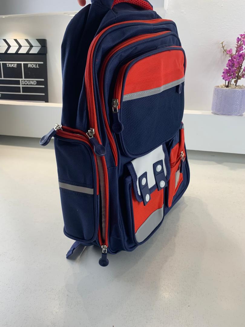 Sac à Dos Enfant pour École primaire de Haute Qualité Bleu et Rouge – حقيبة ظهر مدرسية للأطفال أزرق وأحمر