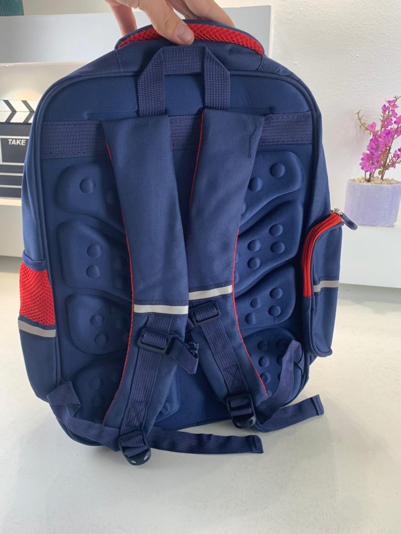 Sac à Dos Enfant pour École primaire de Haute Qualité Bleu et Rouge – حقيبة ظهر مدرسية للأطفال أزرق وأحمر