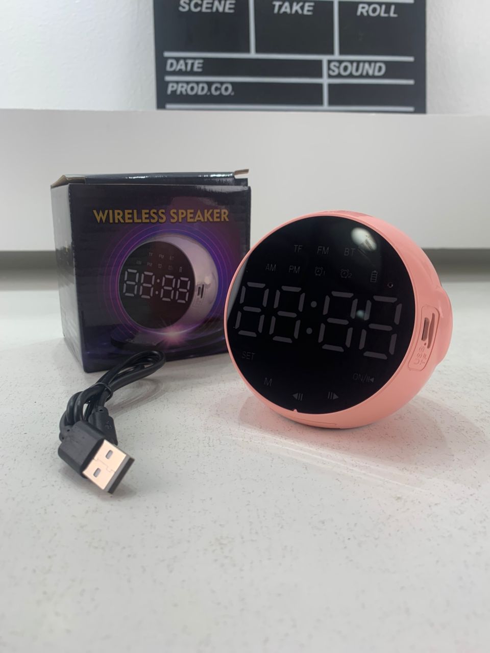 Haut Parleur Bluetooth et Réveil de bureau à LED numérique – مكبر صوت ومنبه إلكتروني