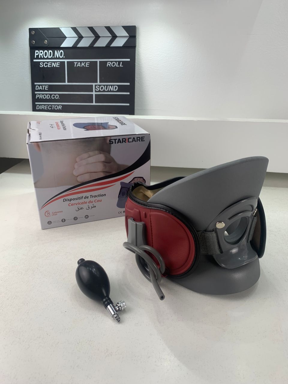 Appareil de traction cervicale gonflable STARICARE avec pompe