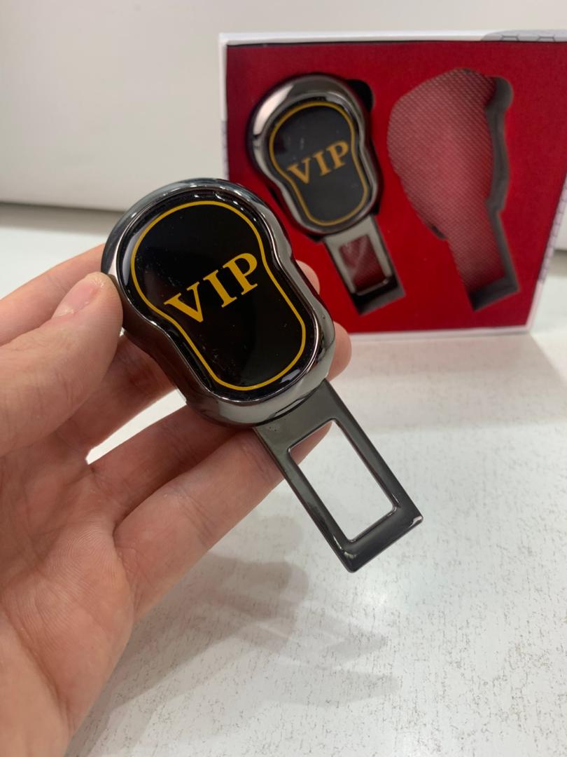 مشبك حزام أمان للسيارة، تصميم VIP، قطعتان