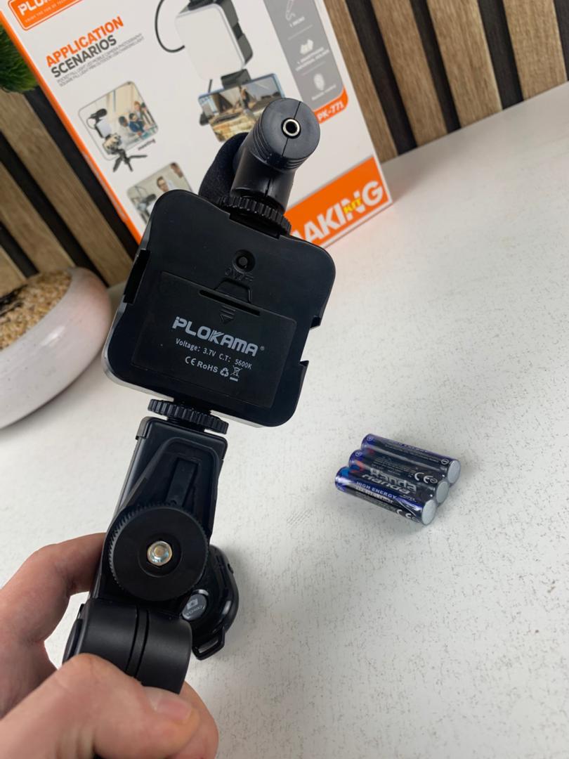 Video recording kit for smartphone and camera with microphone and LED light