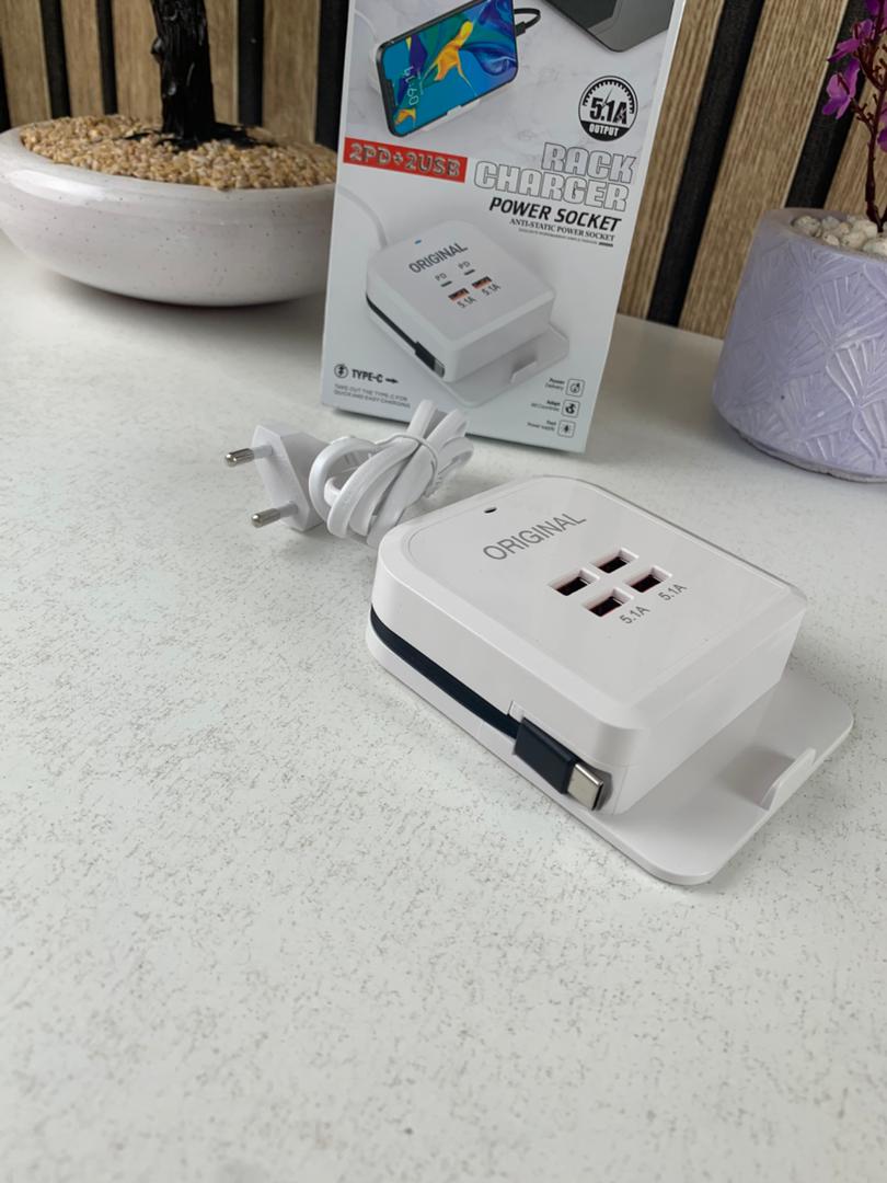Station de charge rapide universelle 4 ports USB avec câble Type-C