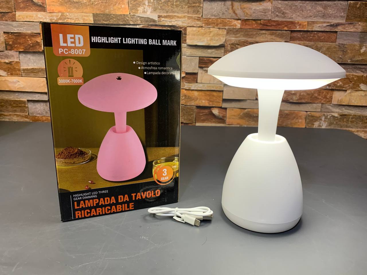 مصباح ليلي LED لاسلكي يعمل باللمس مع شاحن USB