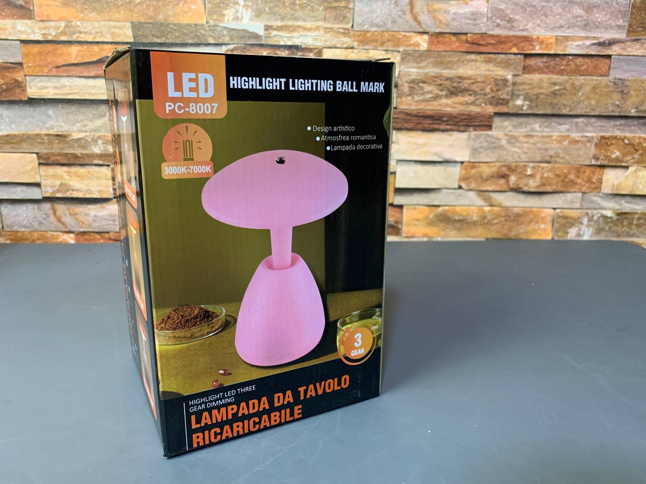 مصباح ليلي LED لاسلكي يعمل باللمس مع شاحن USB