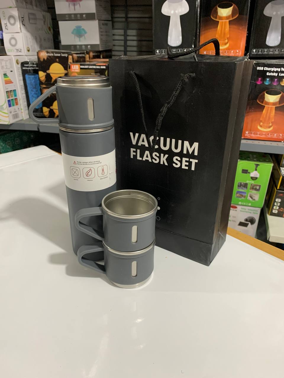 Ensemble Thermos avec 3 tasses thermique 500ml en acier inoxydable